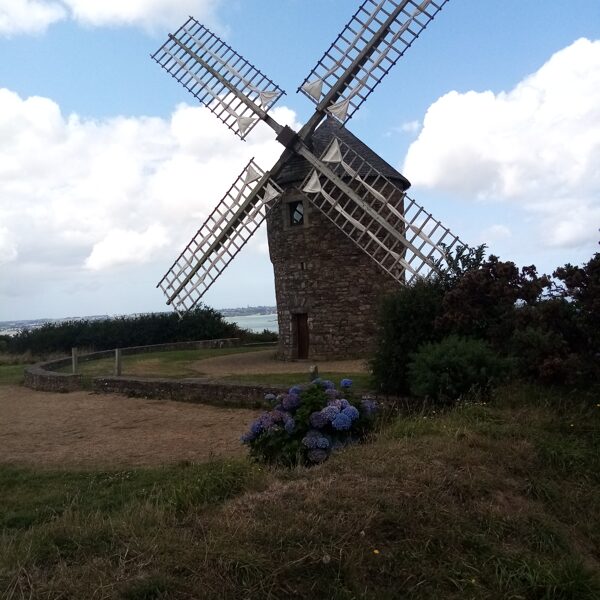 Plouezec (21 km) : moulin de Craca