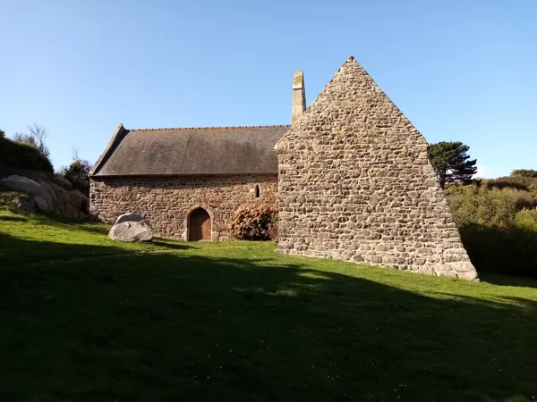 Tréveneuc (23 km) : chapelle Saint-Marc